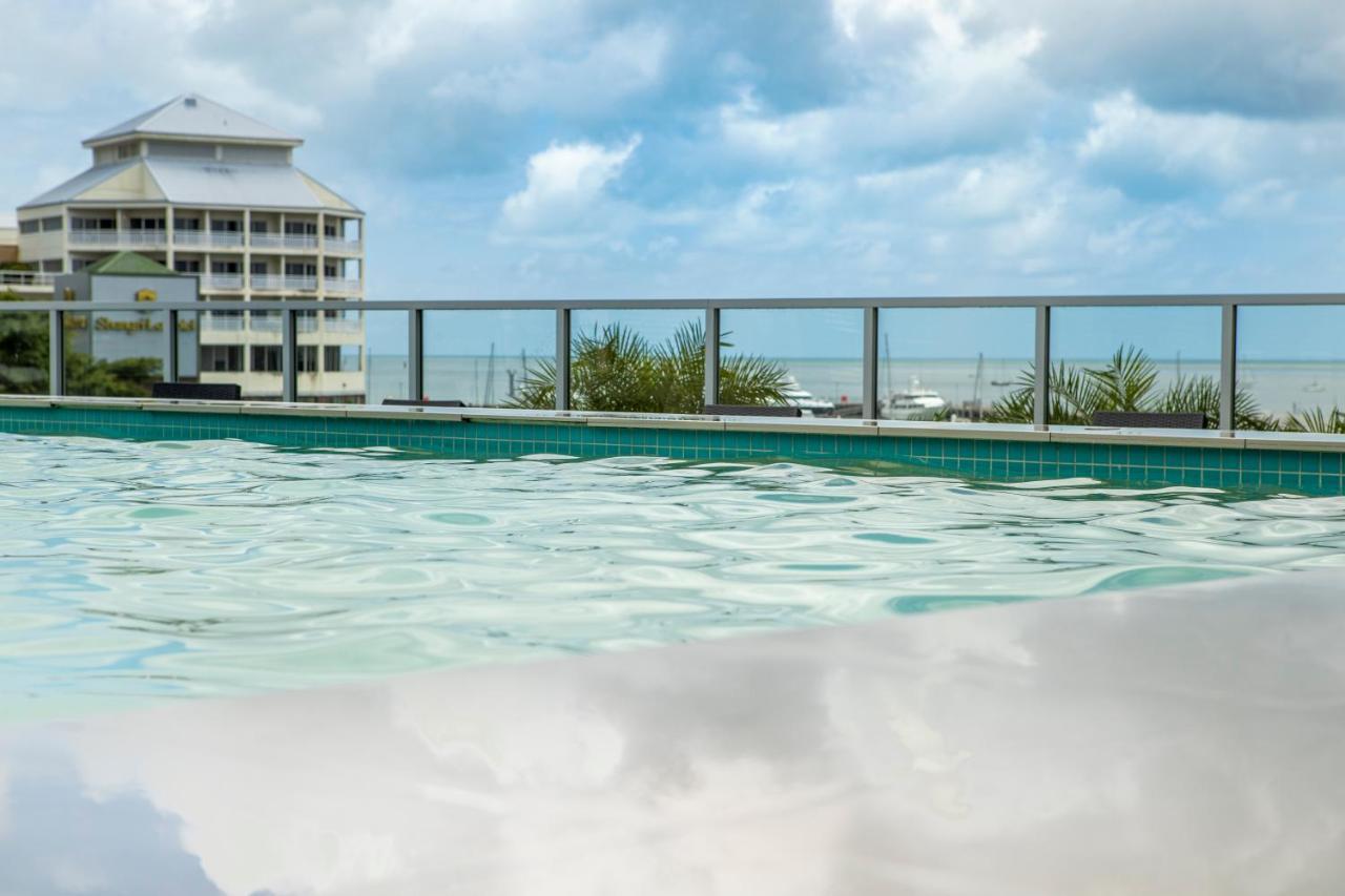 Апартаменты Cairns Waterfront Luxury At Harbourlights Экстерьер фото