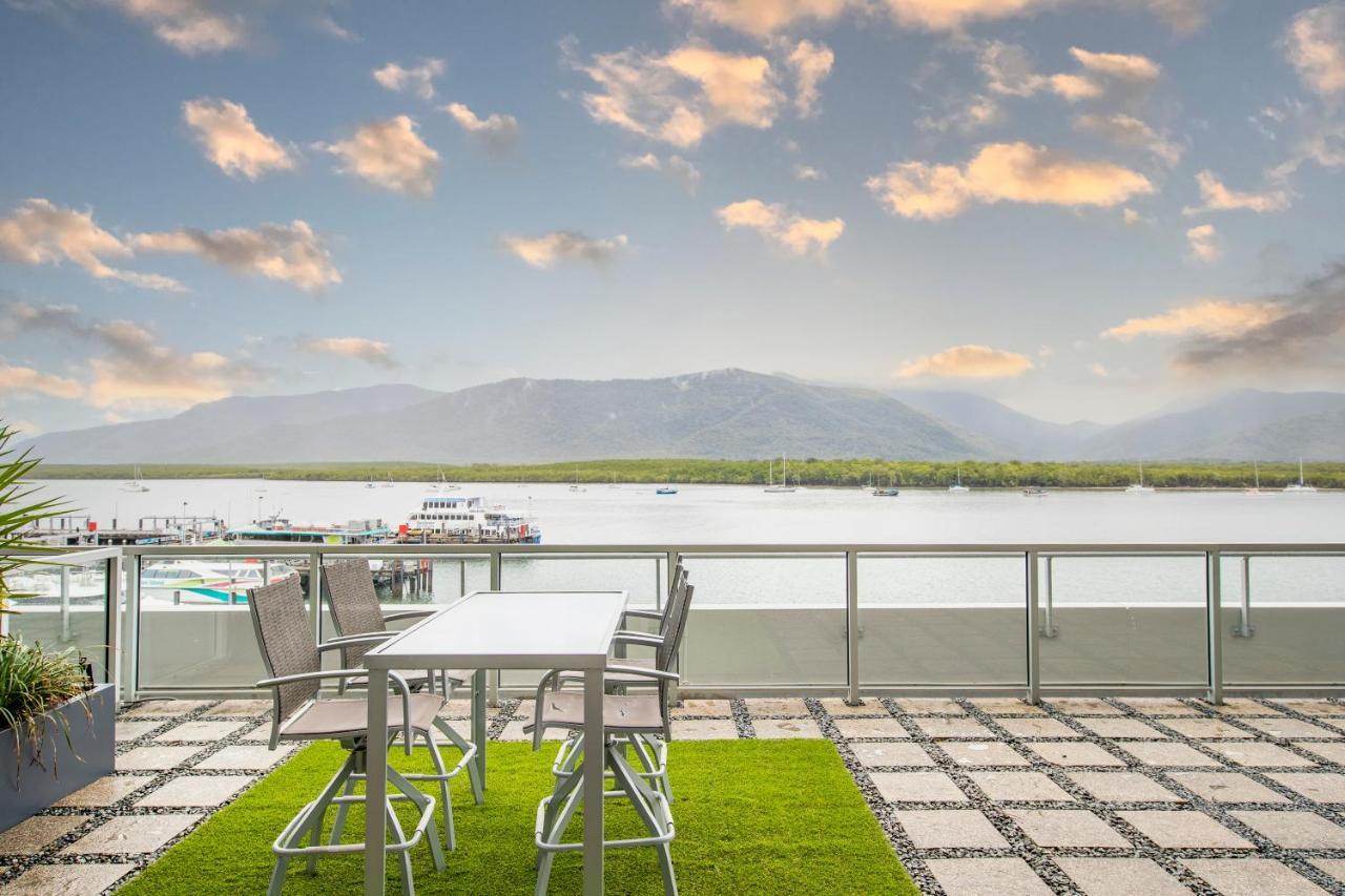 Апартаменты Cairns Waterfront Luxury At Harbourlights Экстерьер фото